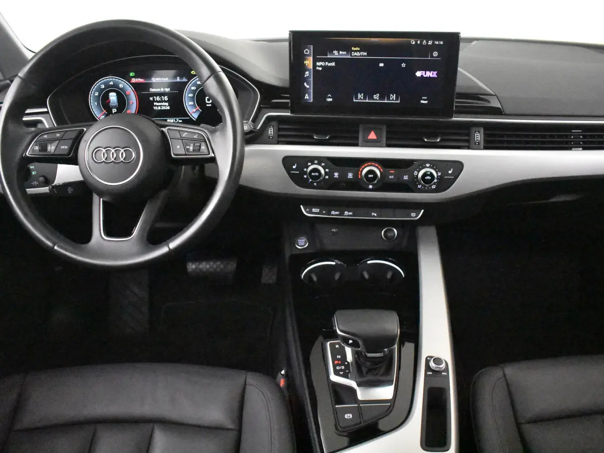 35 TFSI S Edition 150Pk DSG/AUTO |  | Elekt Glazen pano-dak | Achteruitrijcamera | Dodehoek detectie | Elekt achterklep | Parkeersensoren |  Stoelverwarming | Cruise control | App connect | 