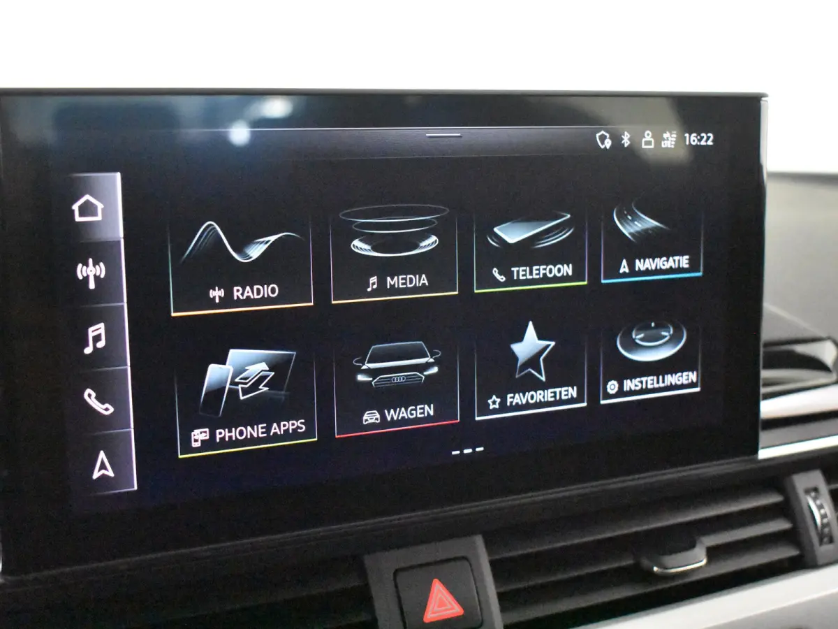 35 TFSI S Edition 150Pk DSG/AUTO |  | Elekt Glazen pano-dak | Achteruitrijcamera | Dodehoek detectie | Elekt achterklep | Parkeersensoren |  Stoelverwarming | Cruise control | App connect | 