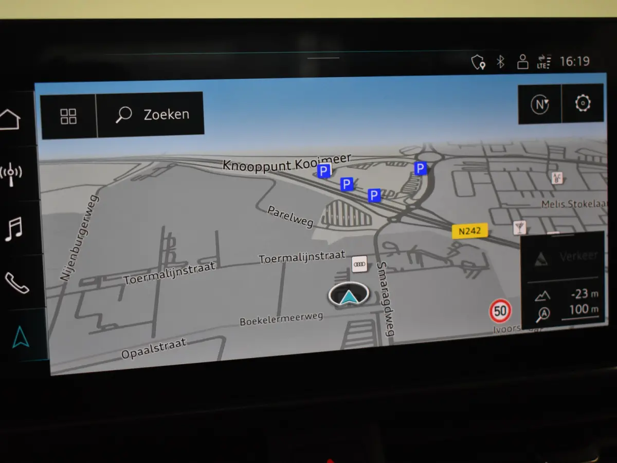 35 TFSI S Edition 150Pk DSG/AUTO |  | Elekt Glazen pano-dak | Achteruitrijcamera | Dodehoek detectie | Elekt achterklep | Parkeersensoren |  Stoelverwarming | Cruise control | App connect | 