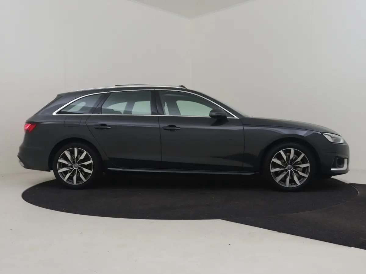 35 TFSI S Edition 150Pk DSG/AUTO |  | Elekt Glazen pano-dak | Achteruitrijcamera | Dodehoek detectie | Elekt achterklep | Parkeersensoren |  Stoelverwarming | Cruise control | App connect | 