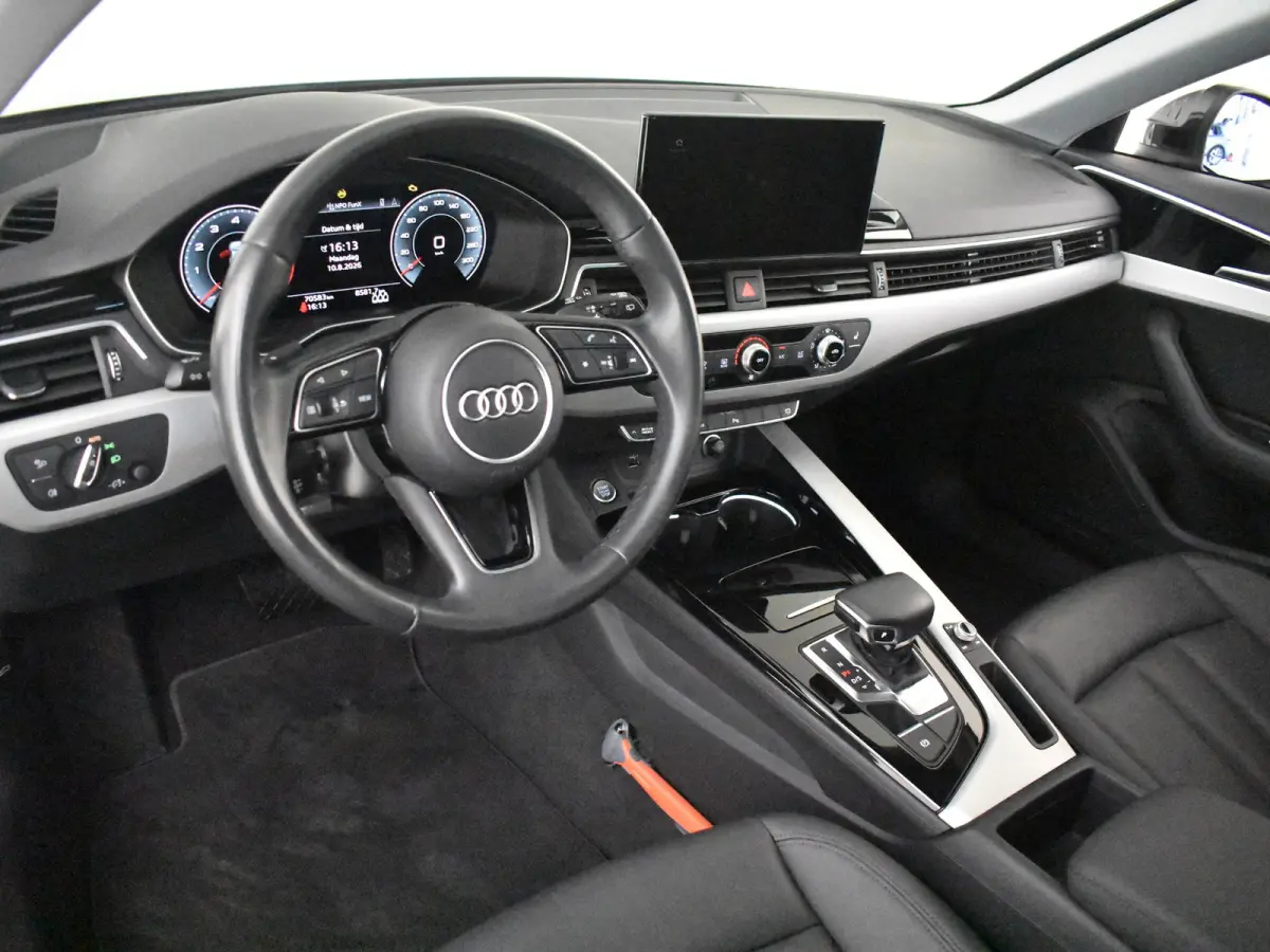 35 TFSI S Edition 150Pk DSG/AUTO |  | Elekt Glazen pano-dak | Achteruitrijcamera | Dodehoek detectie | Elekt achterklep | Parkeersensoren |  Stoelverwarming | Cruise control | App connect | 