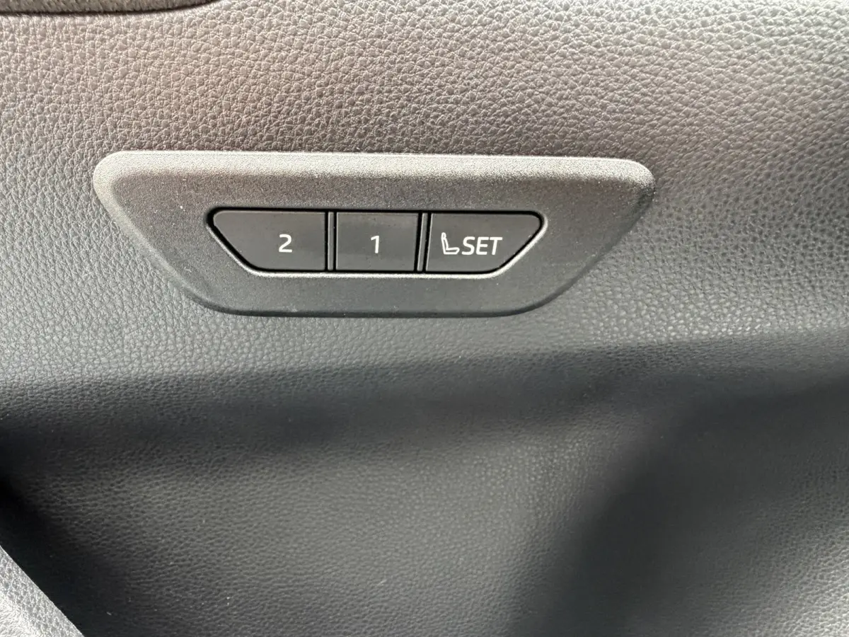 2.0 Hybrid 200(GEEN plug-in) Executive | Head-up | JBL | 10 jr GARANTIE | Rijklaar!!