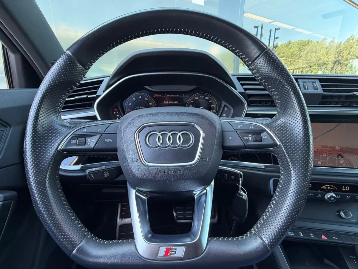 35 TFSI S Line TREKHAAK