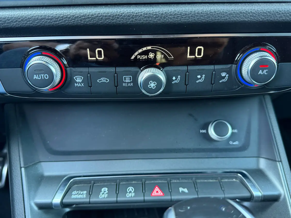 35 TFSI S Line TREKHAAK