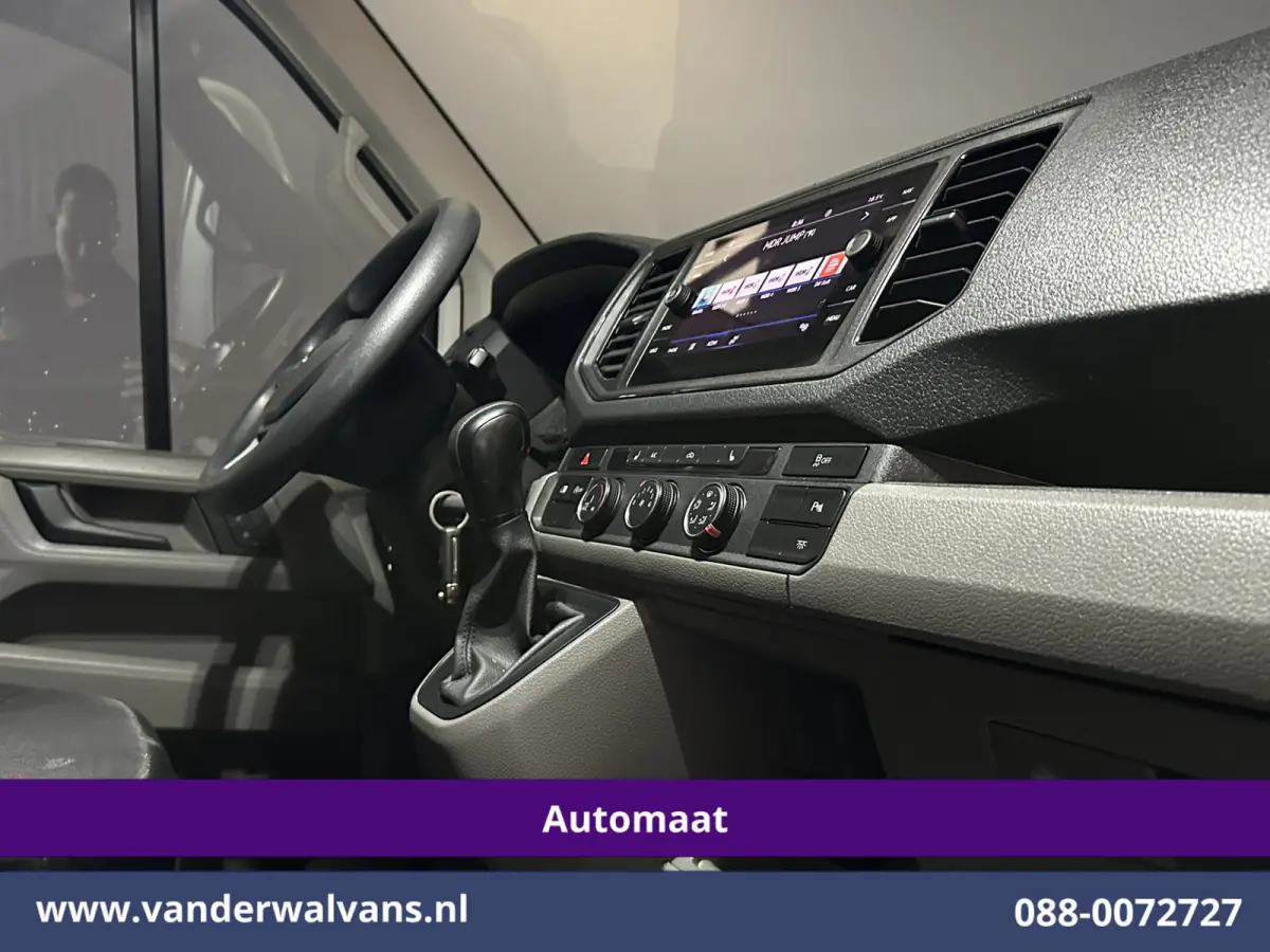 2.0 TDI 141pk Automaat L3H2 L2H1 Euro6 Airco | Camera | Apple Carplay | 3000kg Trekhaak | Cruisecontrol Android Auto, Stoelverwarming, Parkeersensoren, Bijrijdersbank