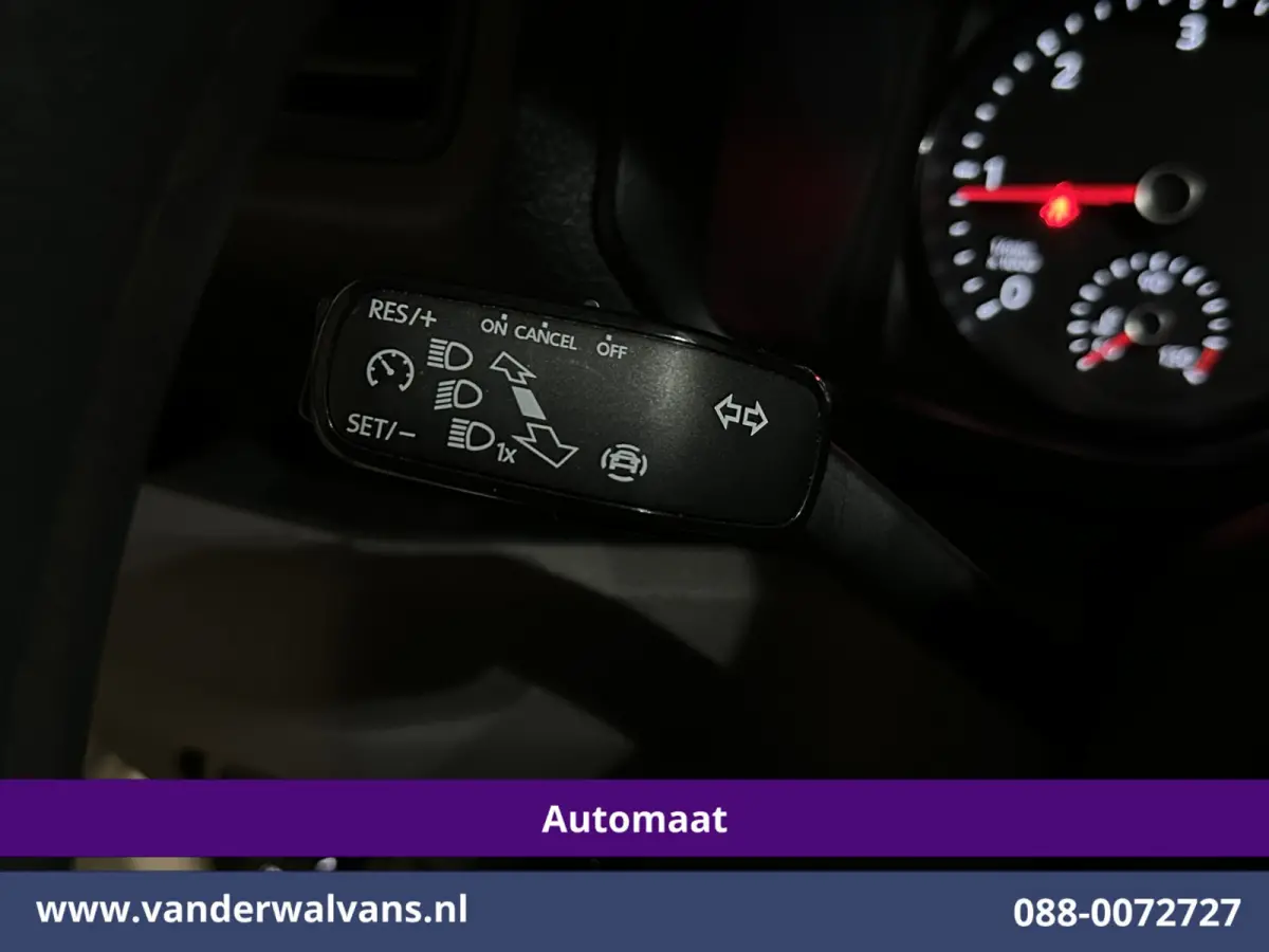 2.0 TDI 141pk Automaat L3H2 L2H1 Euro6 Airco | Camera | Apple Carplay | 3000kg Trekhaak | Cruisecontrol Android Auto, Stoelverwarming, Parkeersensoren, Bijrijdersbank
