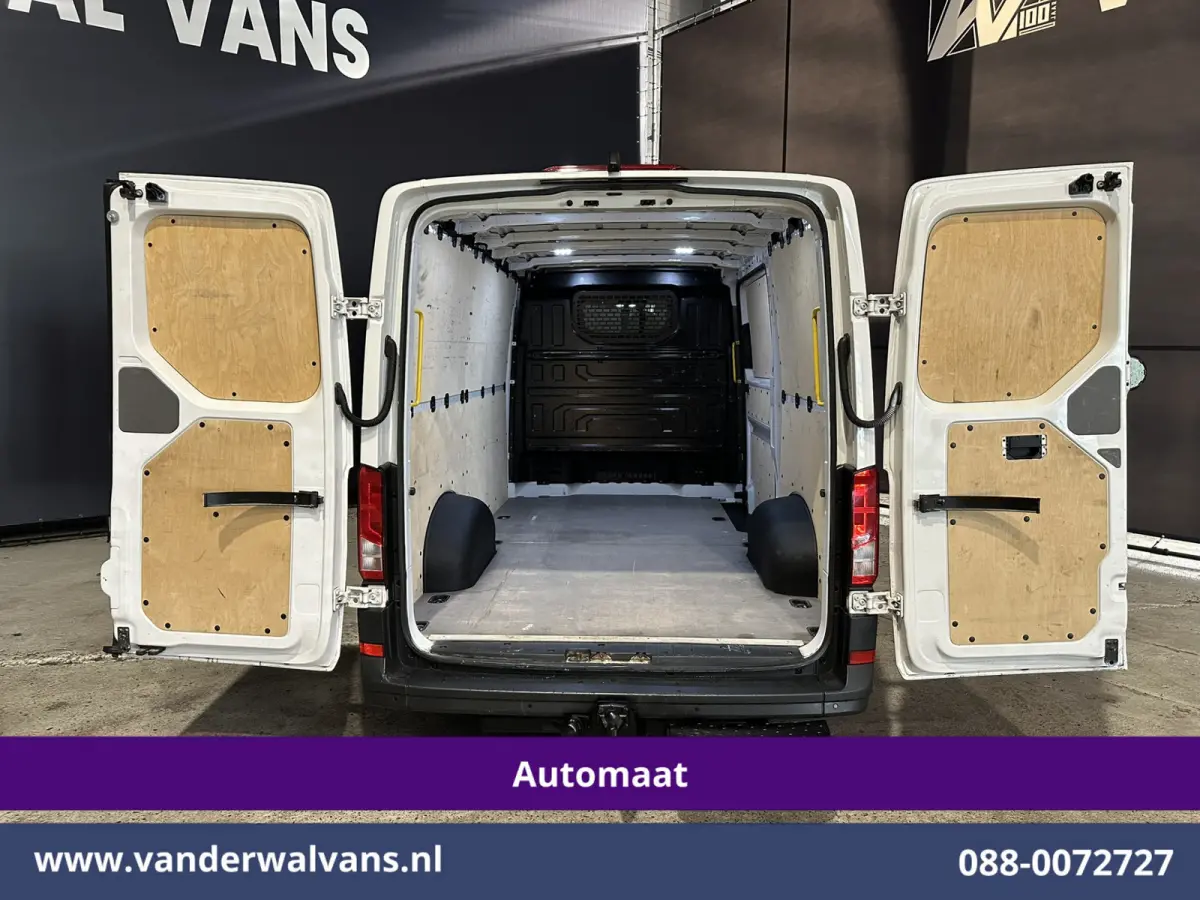 2.0 TDI 141pk Automaat L3H2 L2H1 Euro6 Airco | Camera | Apple Carplay | 3000kg Trekhaak | Cruisecontrol Android Auto, Stoelverwarming, Parkeersensoren, Bijrijdersbank