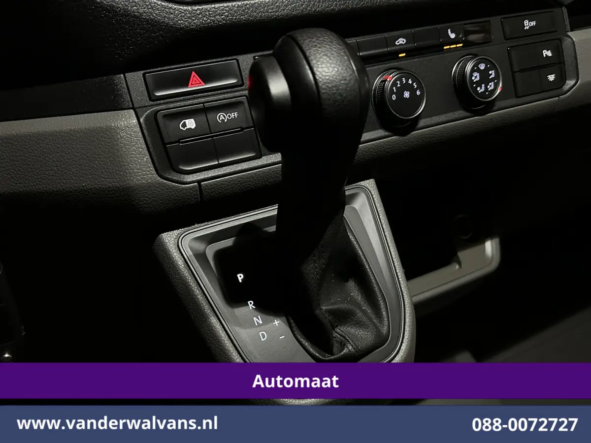 2.0 TDI 141pk Automaat L3H2 L2H1 Euro6 Airco | Camera | Apple Carplay | 3000kg Trekhaak | Cruisecontrol Android Auto, Stoelverwarming, Parkeersensoren, Bijrijdersbank