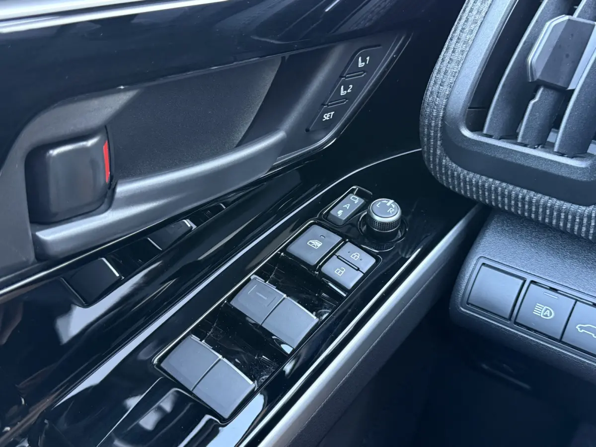 Premium 71 kWh | Pano | ACC | JBL | Leder | 20 inch