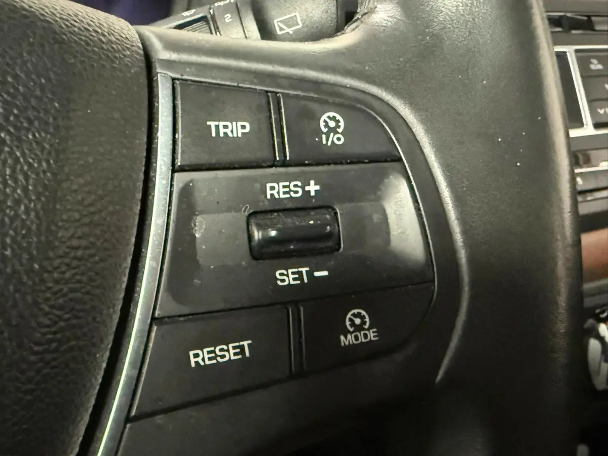 1.0 T-GDI i- Motion Navi Pdc Airco Cruise