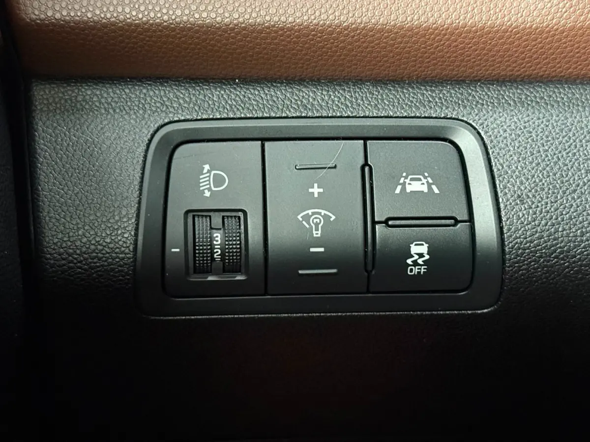1.0 T-GDI i- Motion Navi Pdc Airco Cruise