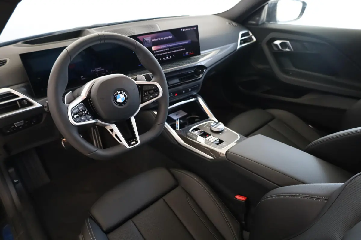 220i | M Sport Pro | Glazen Schuif-/ Kanteldak | Driving Assistant | Elektr. Verstelbare Stoelen