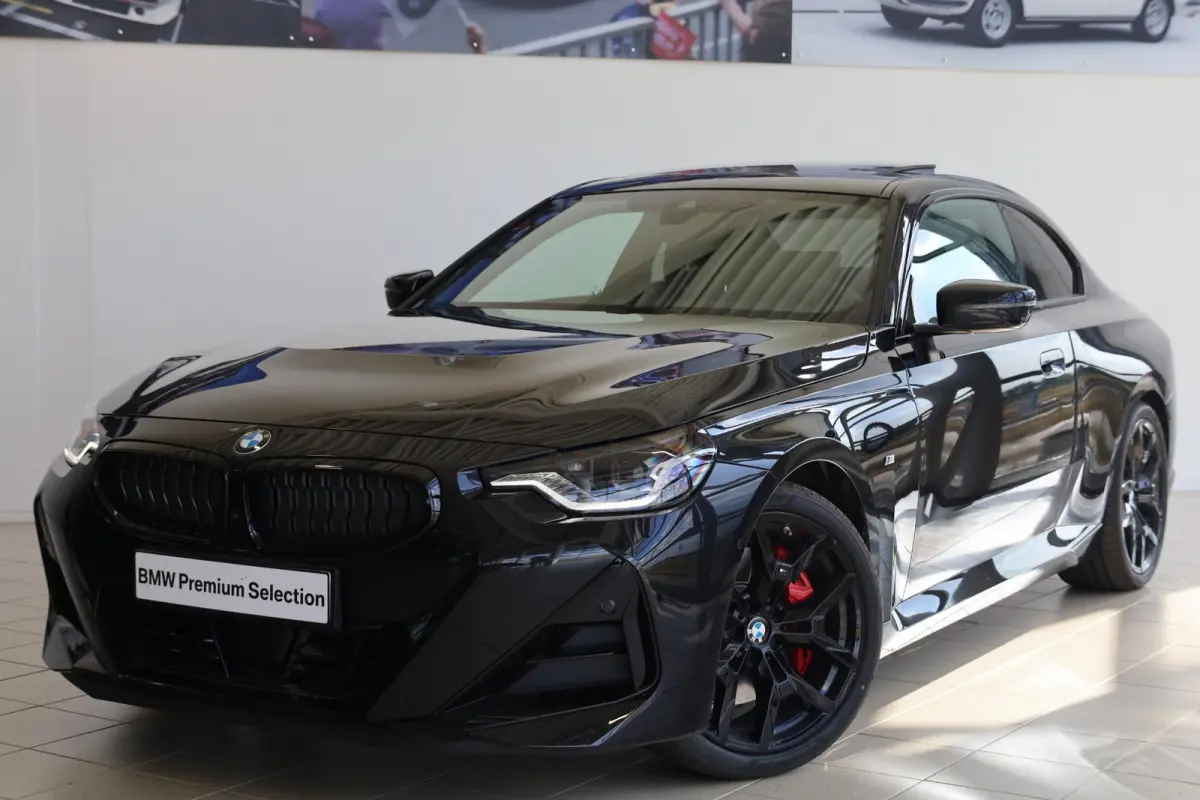 220i | M Sport Pro | Glazen Schuif-/ Kanteldak | Driving Assistant | Elektr. Verstelbare Stoelen