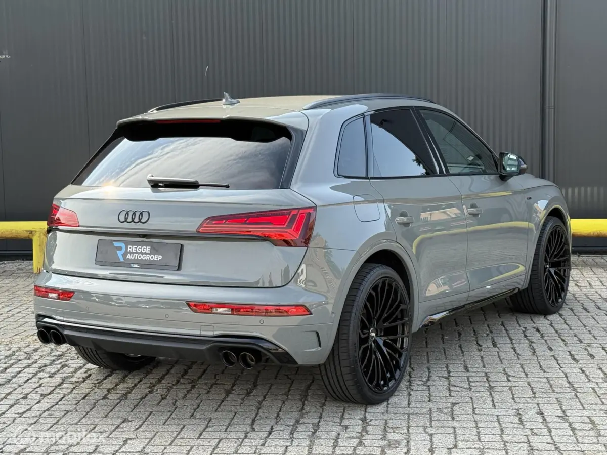 55 TFSI e S edition SQ5 uitvoering | NARDO GRIJS