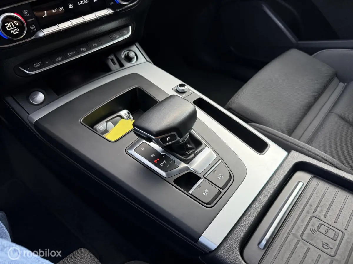 55 TFSI e S edition SQ5 uitvoering | NARDO GRIJS