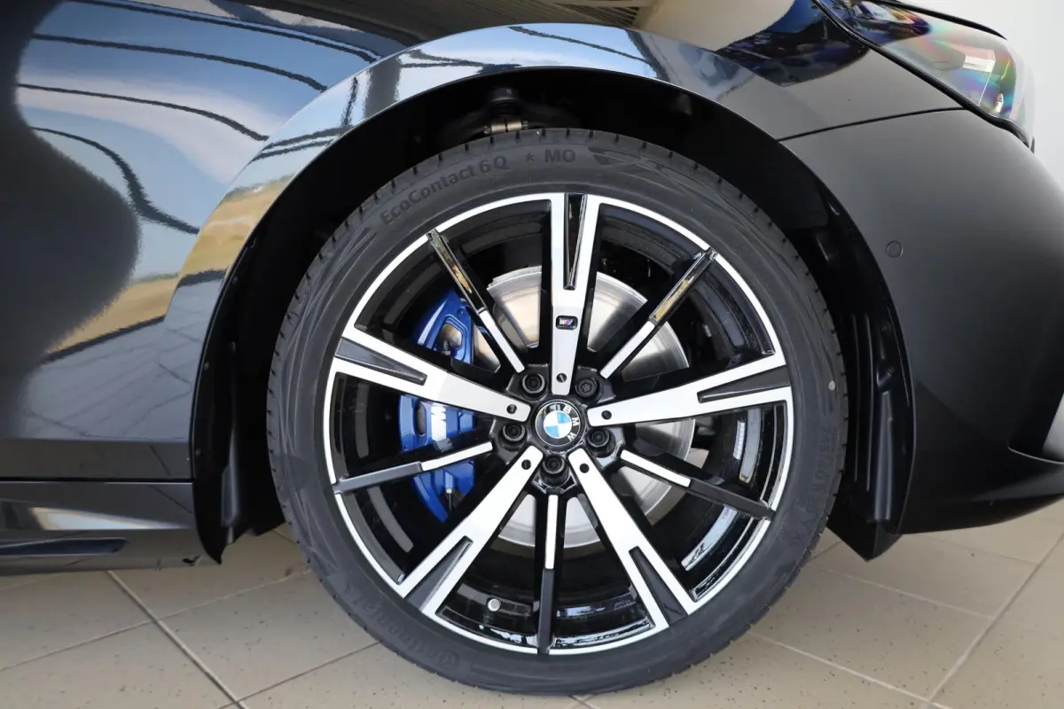 eDrive40 | M Sport Pro | Panoramadak | Driving Assistant | Comfort Access | Trekhaak