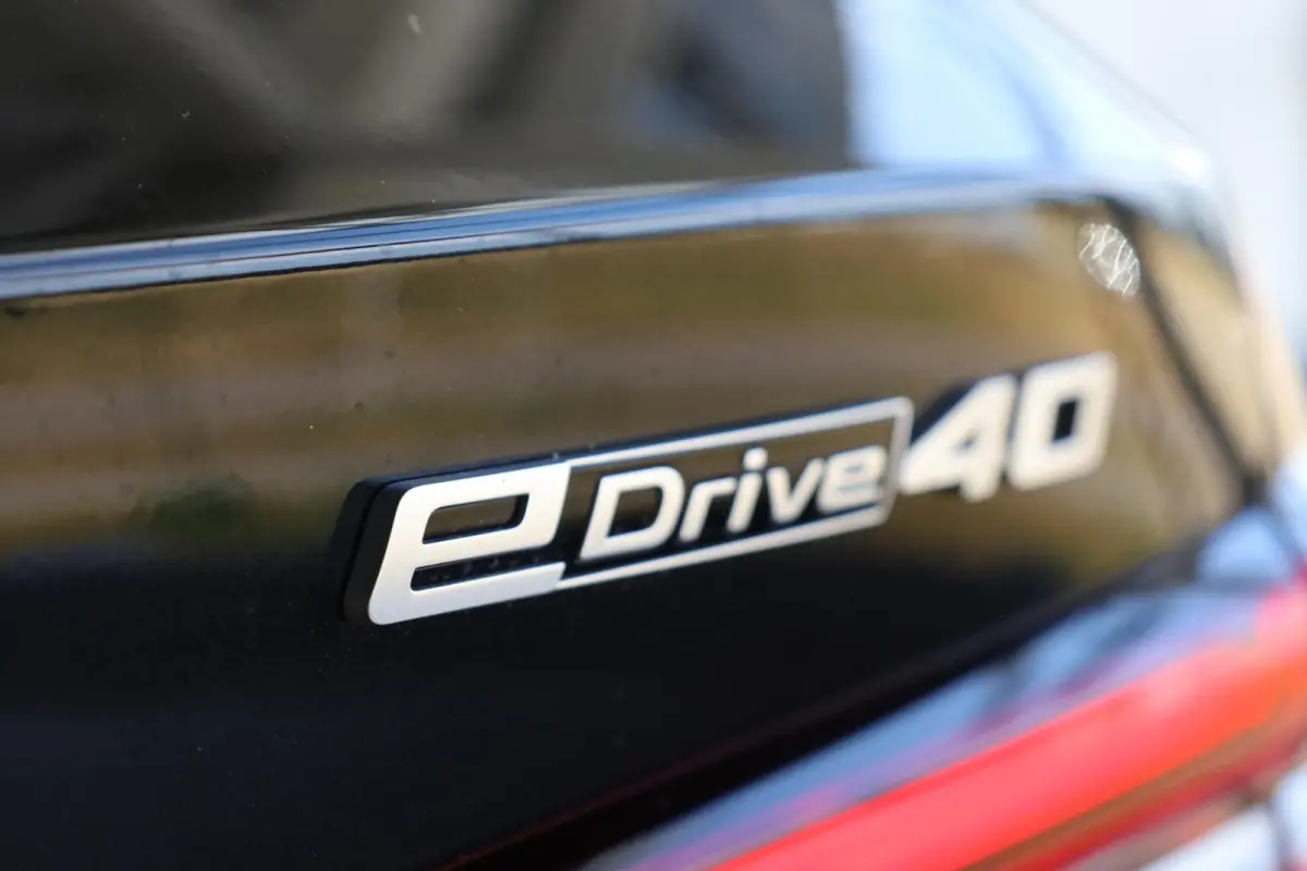 eDrive40 | M Sport Pro | Panoramadak | Driving Assistant | Comfort Access | Trekhaak