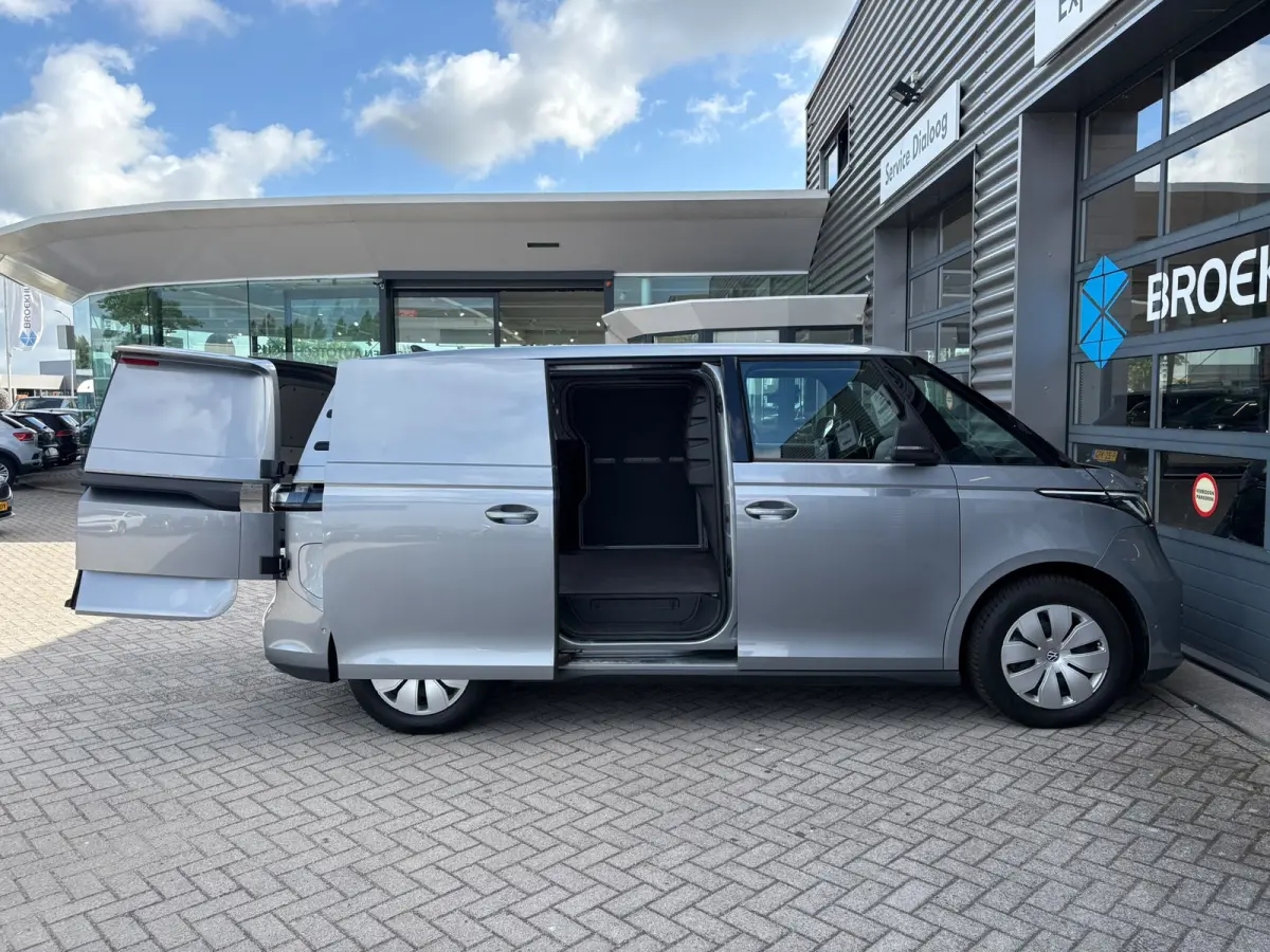 77 KWH 204 pk | Cruise control | Apple Carplay | Stoelverwarming |