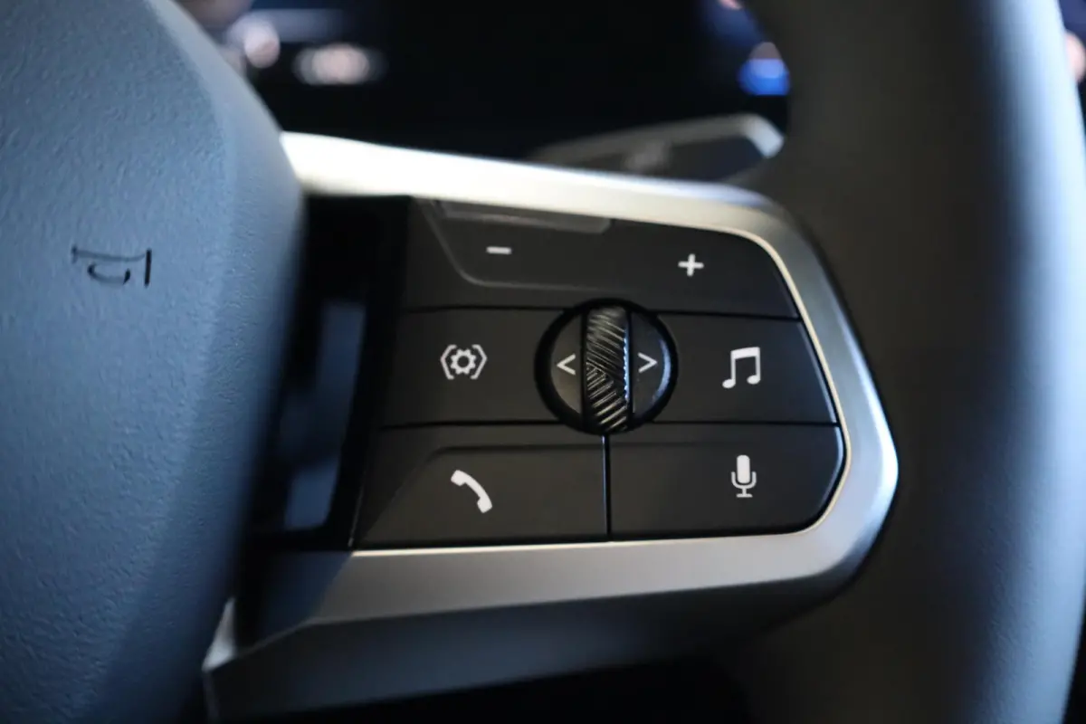 eDrive20 | M Sport Pro | Panoramadak | Harman/Kardon | Driving Assistant Plus | Trekhaak