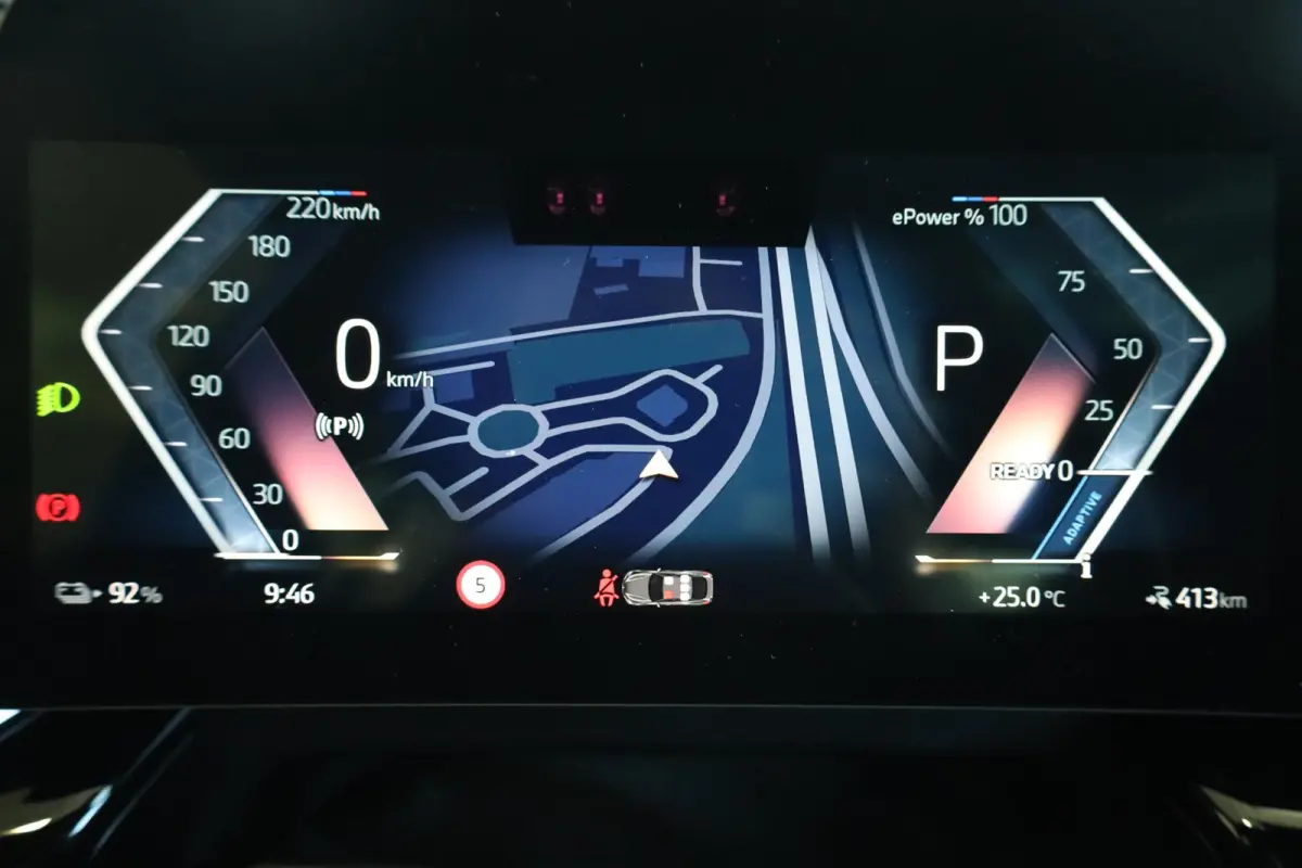 eDrive20 | M Sport Pro | Panoramadak | Harman/Kardon | Driving Assistant Plus | Trekhaak