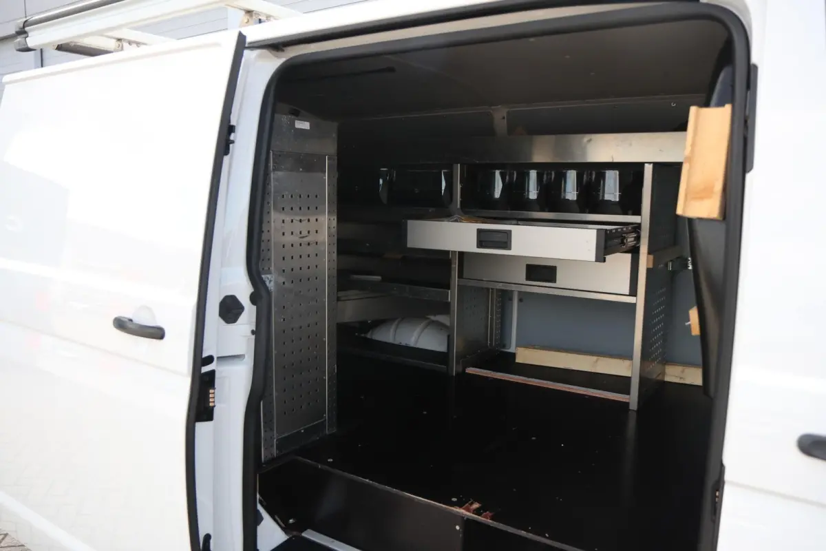 2.0 TDI 90pk L1H1 28 | Trekhaak  | Airco | Bluetooth | Aluca Laadruimte Inrichting | Imperiaal
