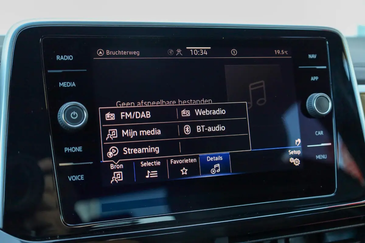 1.0 TSI 110pk R-Line | Achteruitrijcamera | Cruise Control Adaptief | Apple Carplay/Android Auto