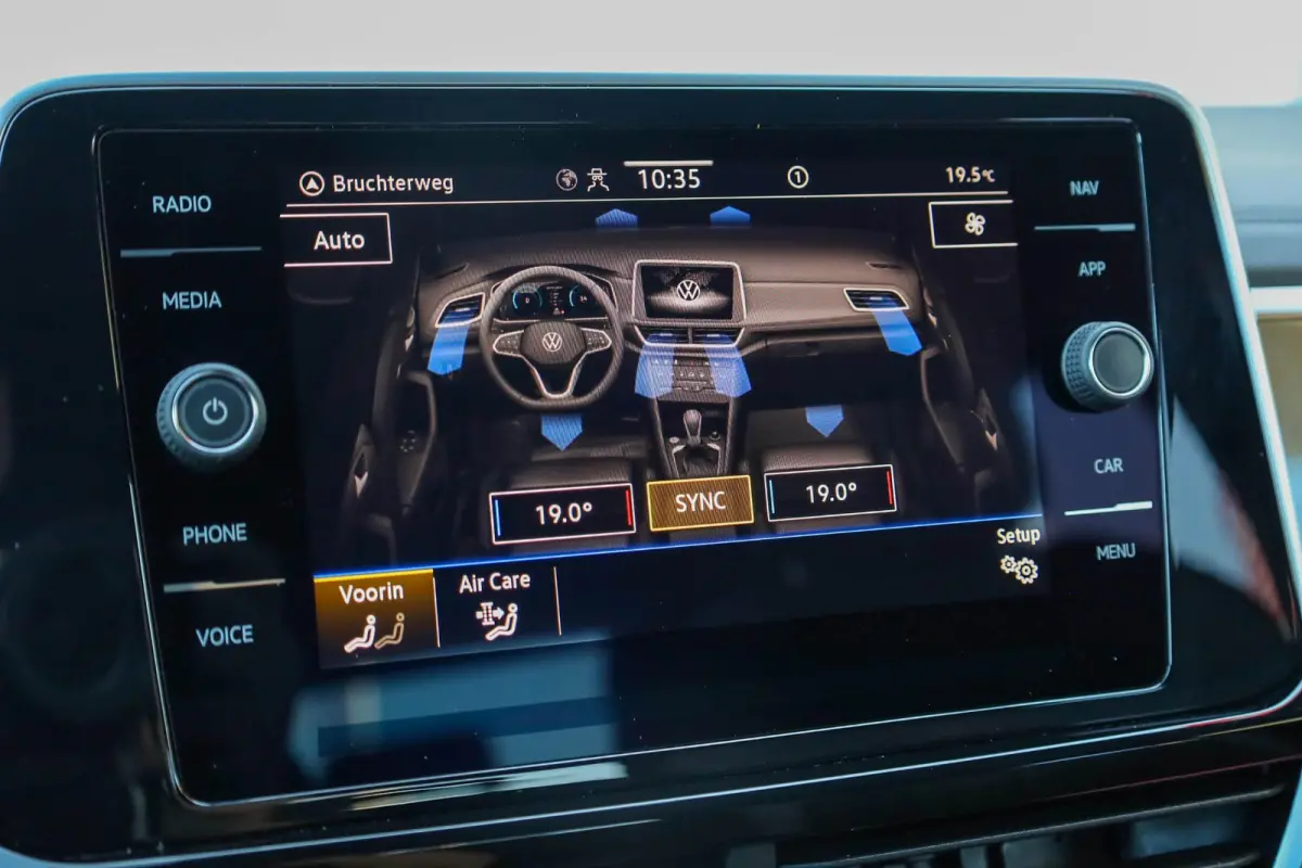 1.0 TSI 110pk R-Line | Achteruitrijcamera | Cruise Control Adaptief | Apple Carplay/Android Auto