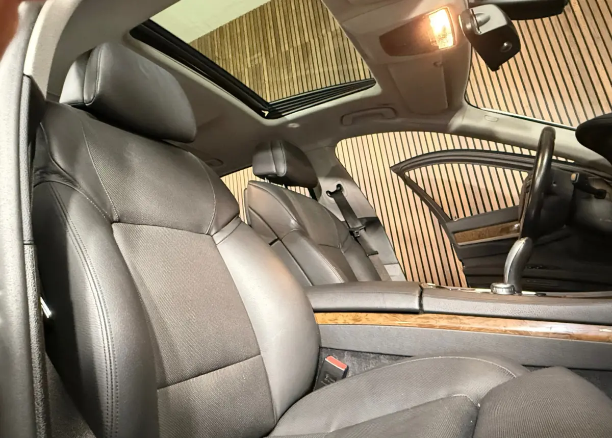750Li - Youngtimer - BTW - Carplay