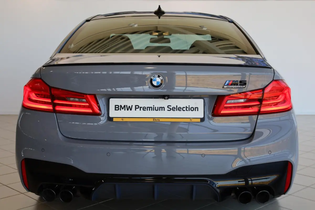 M5 Competition | M Drivers Package | M Carbon Keramische Remmen | Bowers & Wilkins High End Sound System | Driving Assistant Plus |
