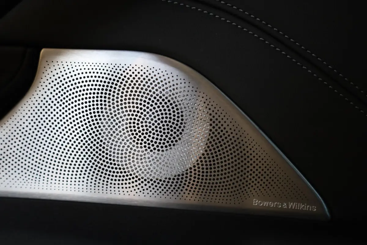 M5 Competition | M Drivers Package | M Carbon Keramische Remmen | Bowers & Wilkins High End Sound System | Driving Assistant Plus |