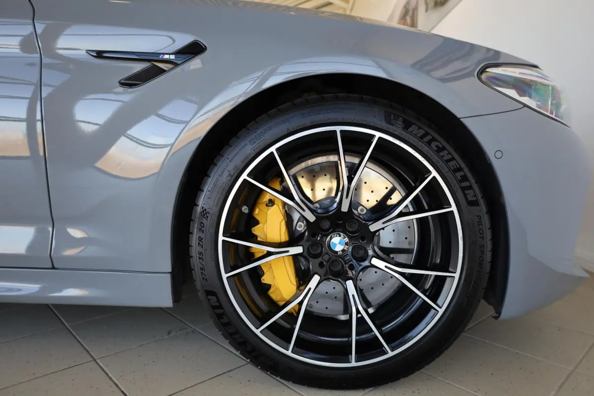 M5 Competition | M Drivers Package | M Carbon Keramische Remmen | Bowers & Wilkins High End Sound System | Driving Assistant Plus |
