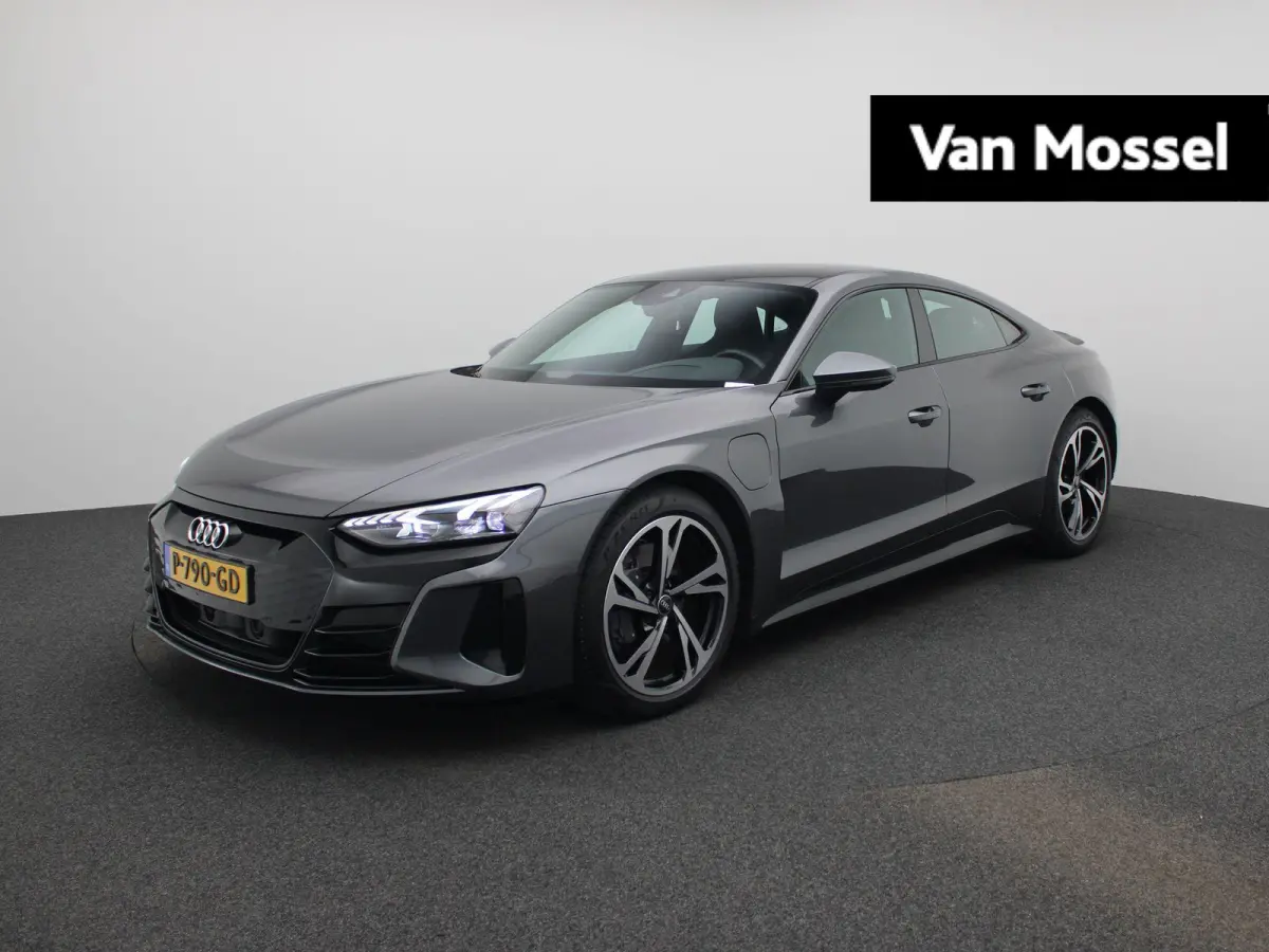 93 kWh 476 PK | Navigatie | Camera | Bang & Olufsen Premium | Dodehoek detectie | Cruise control | Stoelverwarming | 20' Lichtmetalen velgen |