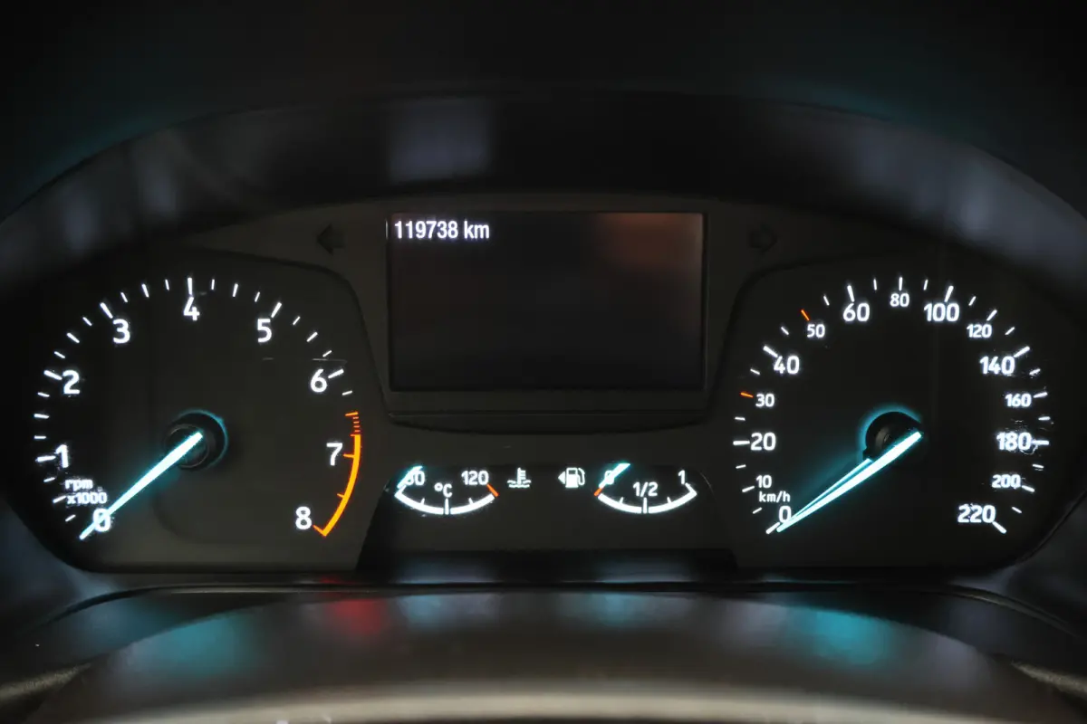 1.1 Trend 5-Deurs, Airco, Cruise, Apple CarPlay, Rijstrooksensor, DAB, PDC