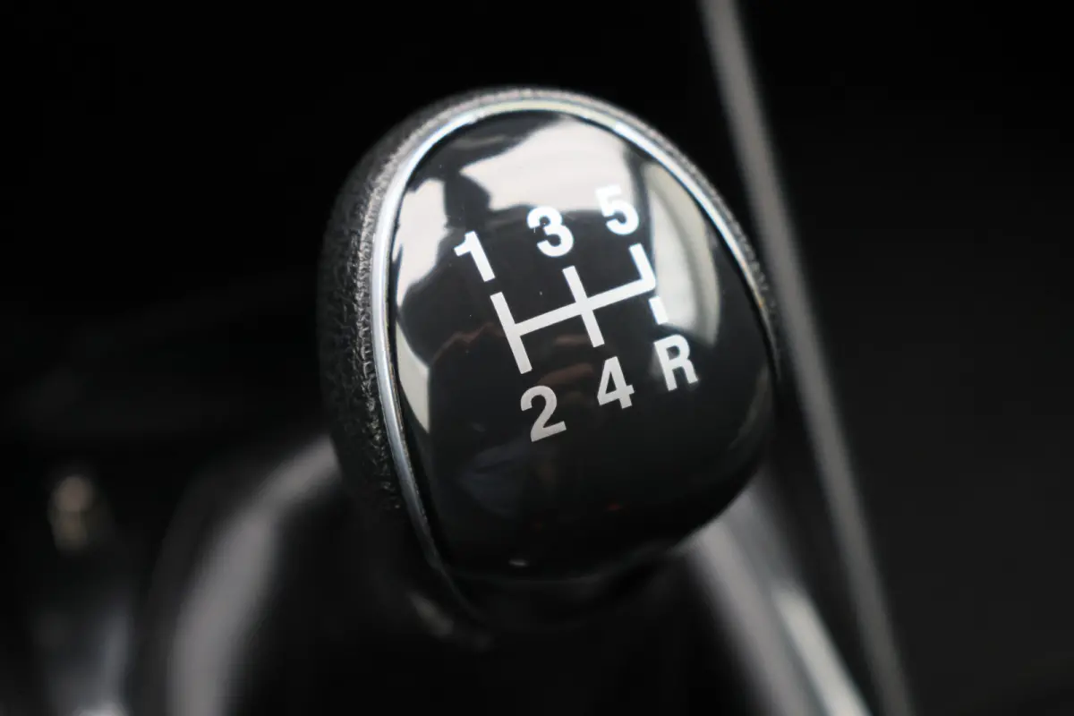 1.1 Trend 5-Deurs, Airco, Cruise, Apple CarPlay, Rijstrooksensor, DAB, PDC