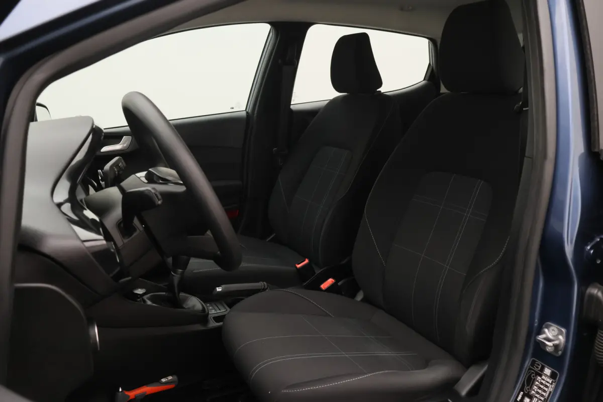 1.1 Trend 5-Deurs, Airco, Cruise, Apple CarPlay, Rijstrooksensor, DAB, PDC