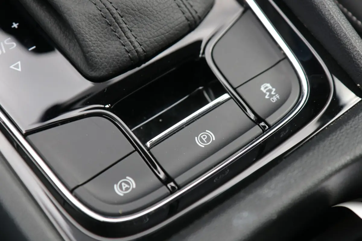 1.5 TSI 150pk DSG Business Edition | Navigatie | App Connect | Achteruitrijcamera |