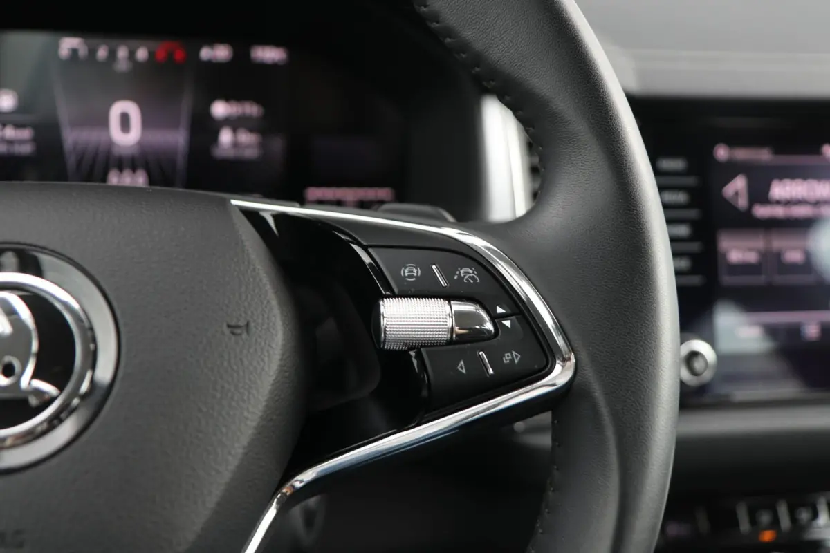 1.5 TSI 150pk DSG Business Edition | Navigatie | App Connect | Achteruitrijcamera |