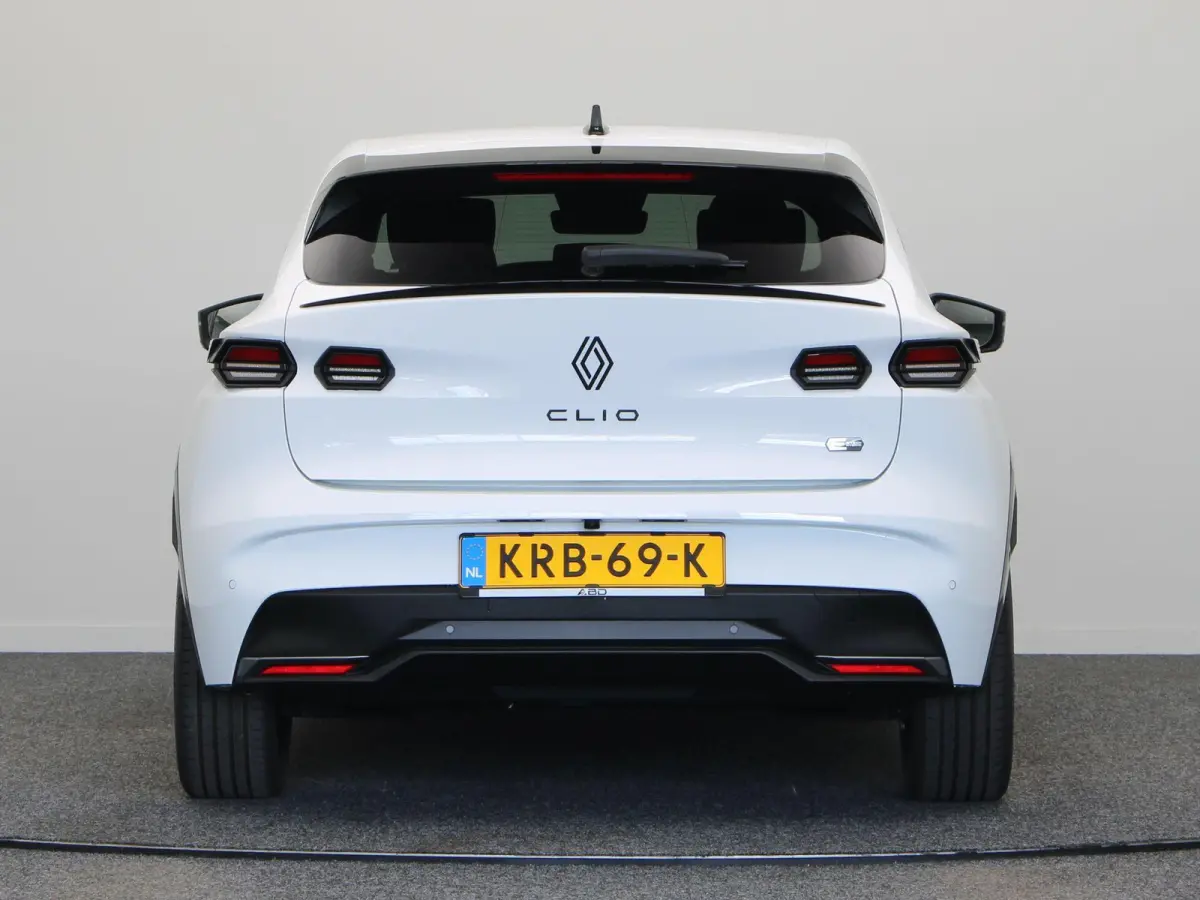 Hybrid 160pk esprit Alpine | Harman Kardon | Stoel- en stuurwielverwarming | 360 graden camera |