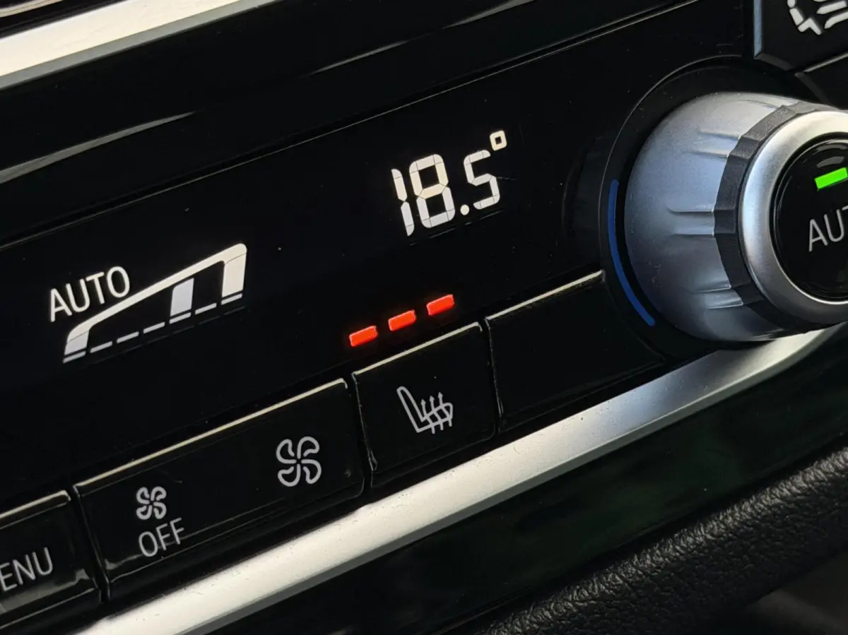 530e Business Edition Plus | Sfeer | 360° cam | Carplay