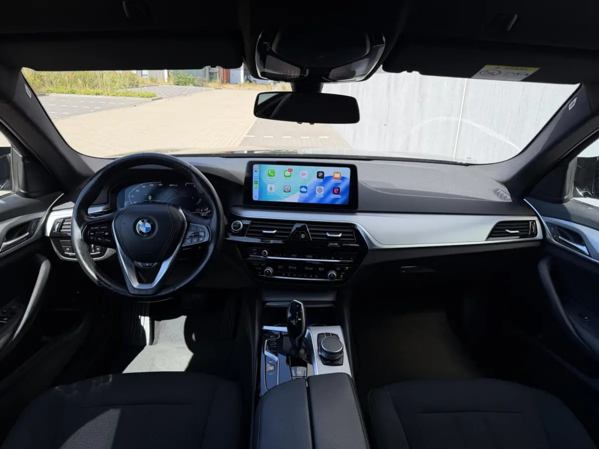 530e Business Edition Plus | Sfeer | 360° cam | Carplay