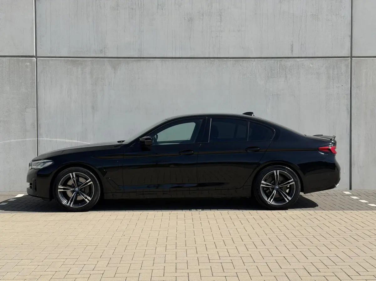 530e Business Edition Plus | Sfeer | 360° cam | Carplay