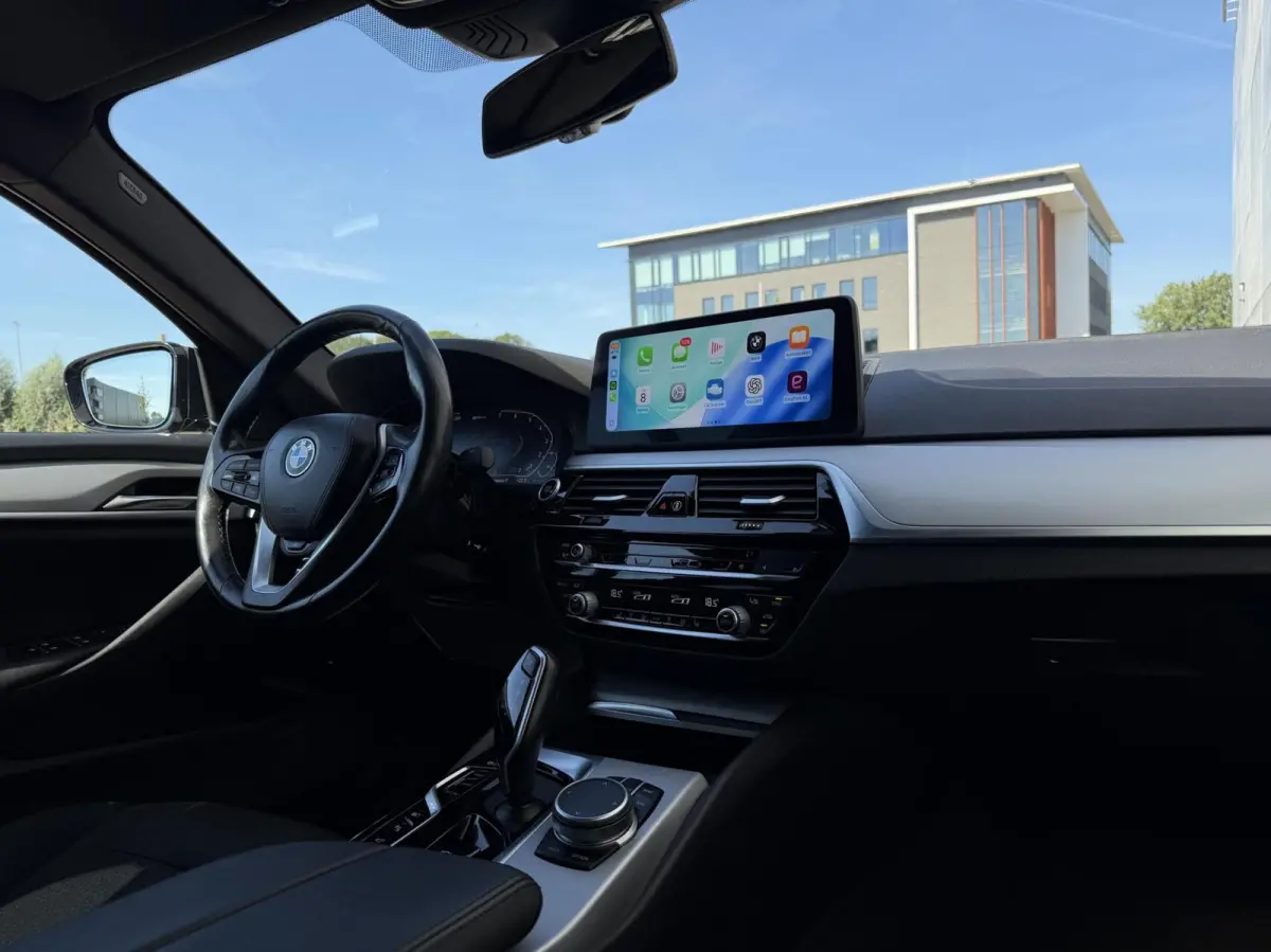530e Business Edition Plus | Sfeer | 360° cam | Carplay