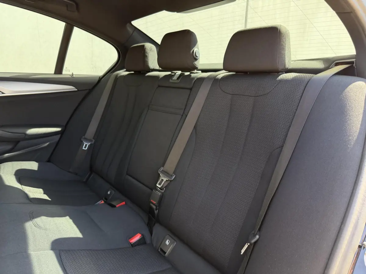 530e Business Edition Plus | Sfeer | 360° cam | Carplay