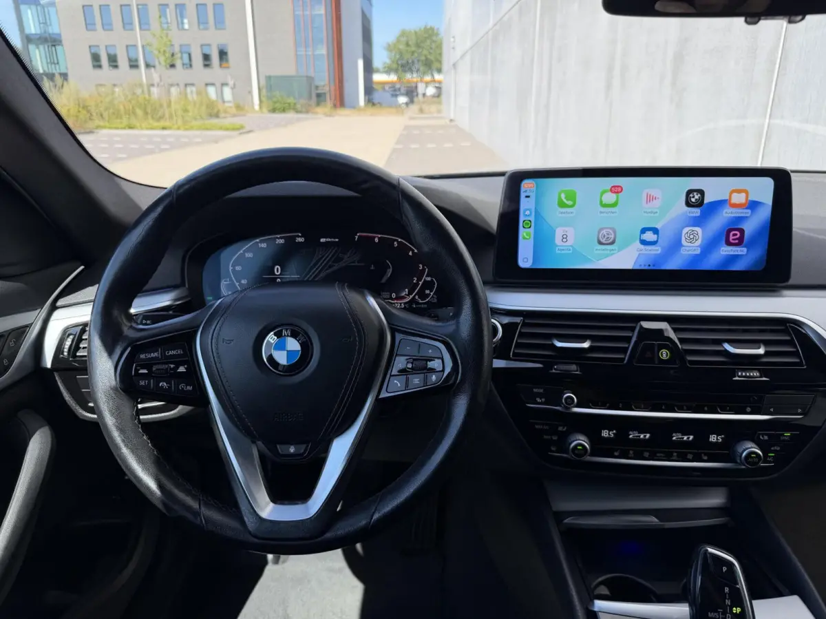 530e Business Edition Plus | Sfeer | 360° cam | Carplay