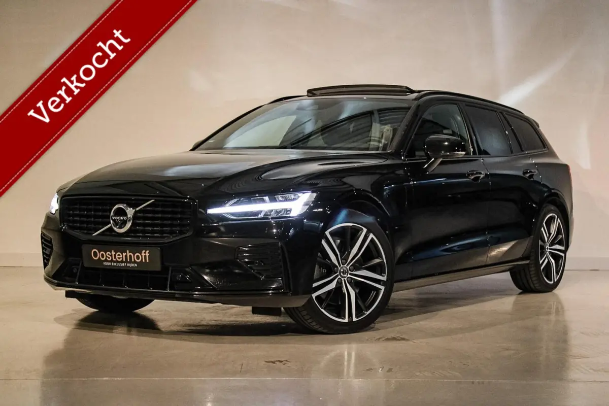 2.0 T6 Recharge AWD R-Design B&W | PANO | 360