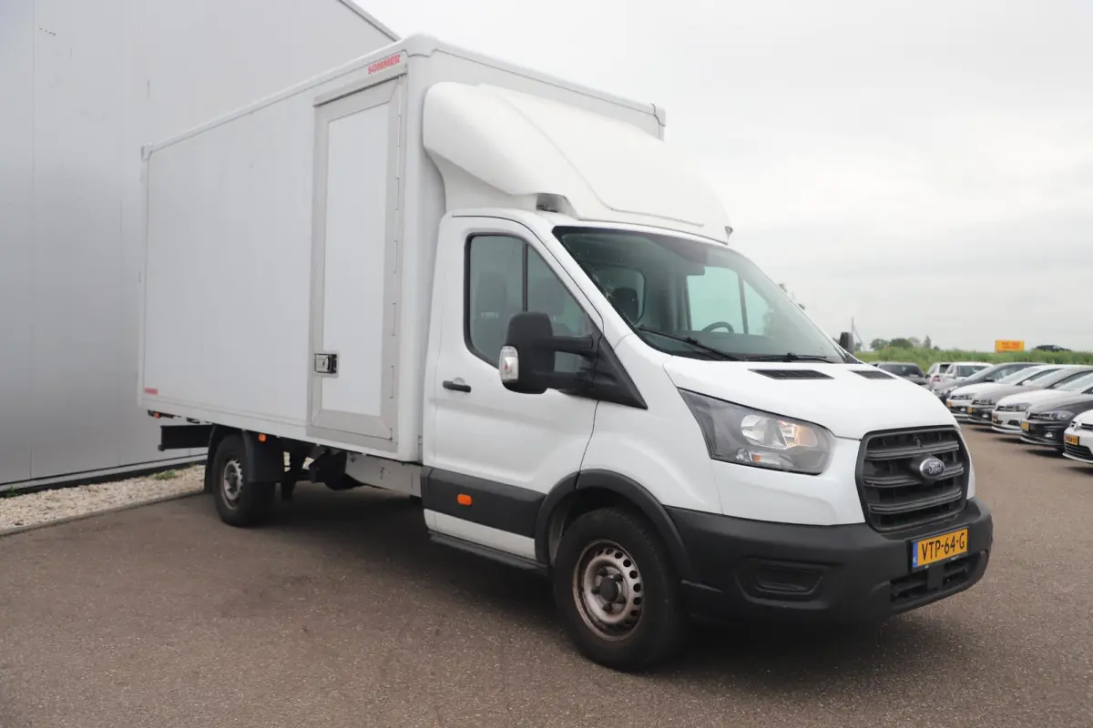 350 2.0 TDCI L5H1 Ambiente Skeletal 129PK Bakwagen Meubelbak Spouwmuurisolatie Inrichting bakwagen Airco Radio Bluetooth