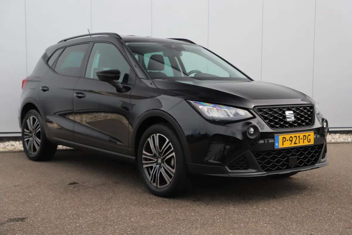 1.0 TSI Style Business Intense Virtual Cockpit 17 inch LMV Navigatie Carplay Android Stoelverwarming Climate Cruise Control LED