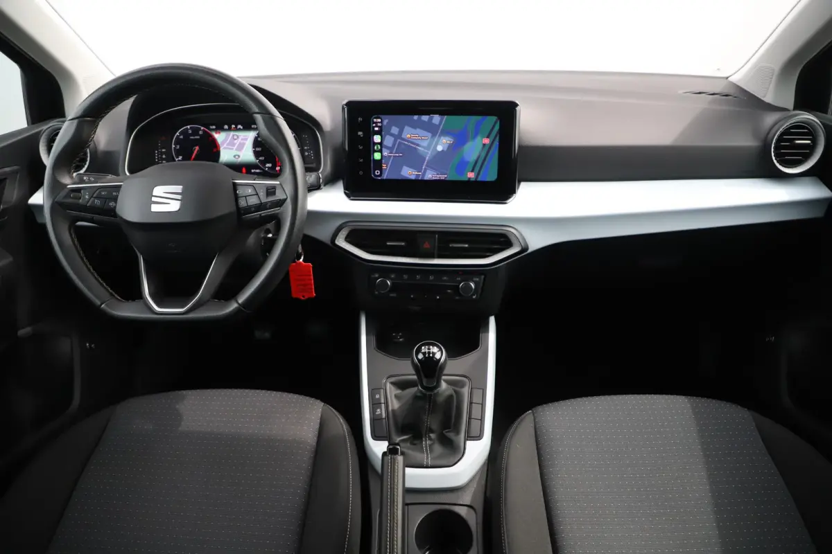 1.0 TSI Style Business Intense Virtual Cockpit 17 inch LMV Navigatie Carplay Android Stoelverwarming Climate Cruise Control LED