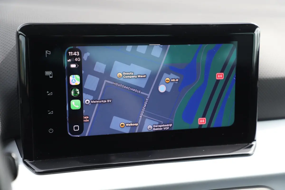 1.0 TSI Style Business Intense Virtual Cockpit 17 inch LMV Navigatie Carplay Android Stoelverwarming Climate Cruise Control LED