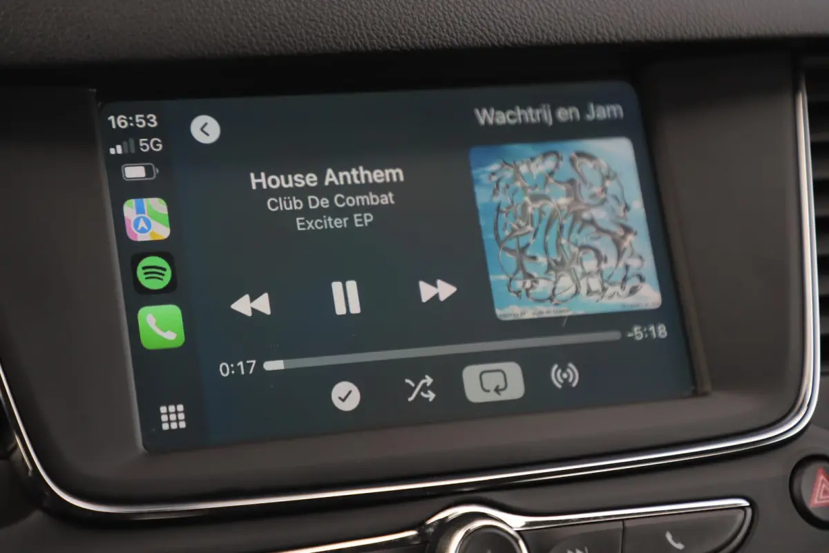 1.2 Business Edition 131PK 17 inch LMV Navigatie Carplay Android Airco Cruise Control Parkeersensor
